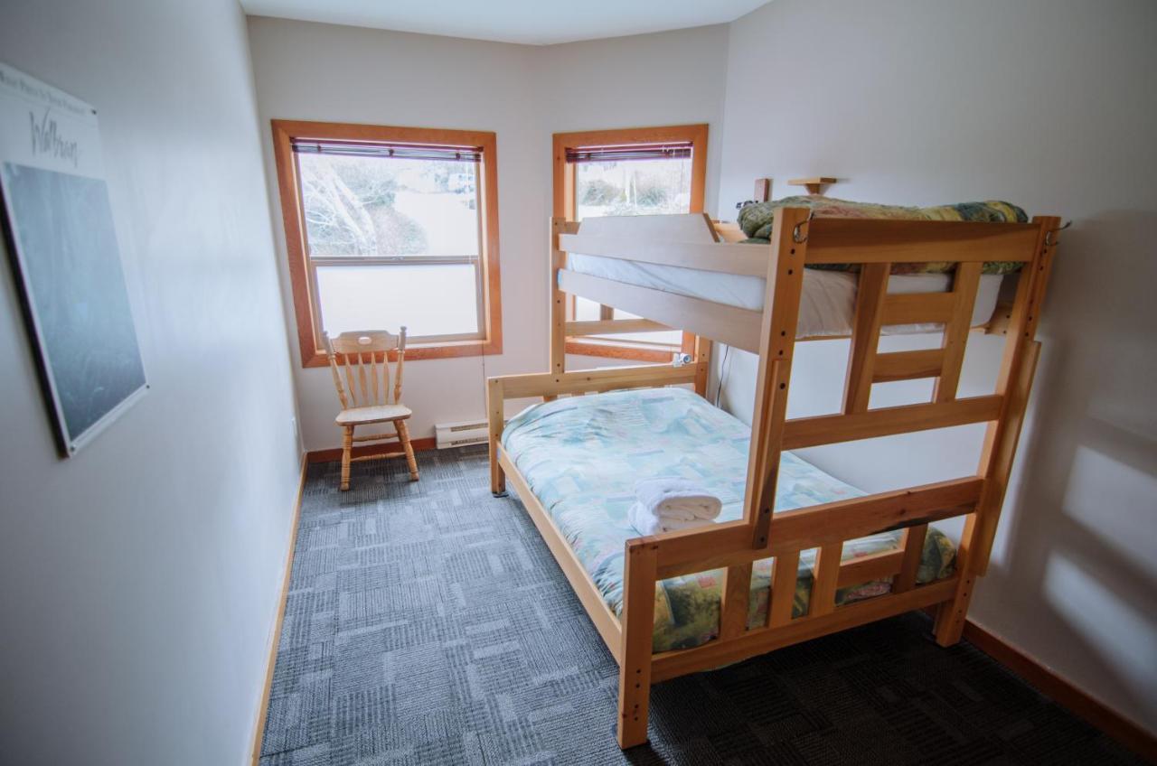 Whalers Guesthouse 토피노 외부 사진